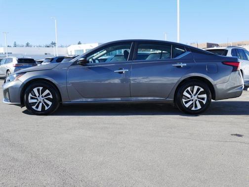 2025 Nissan Altima S