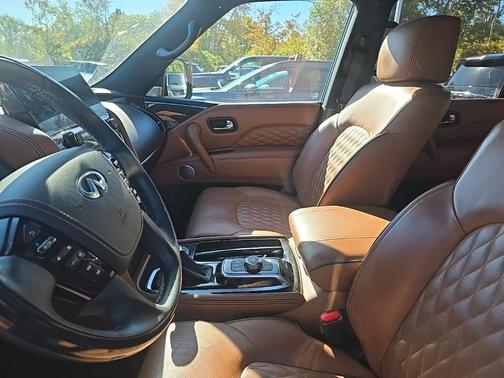 2023 INFINITI QX80 SENSORY