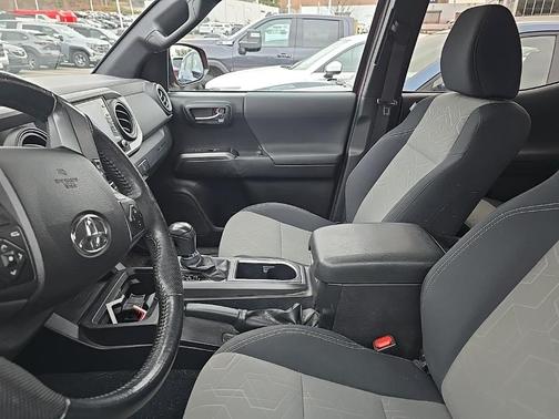 2022 Toyota Tacoma TRD Sport