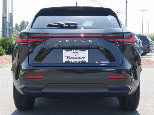 2025 Lexus NX 350h Premium