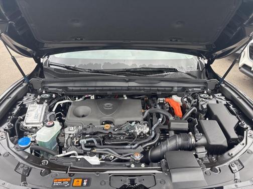 2025 Mazda CX-50 Hybrid Premium Package