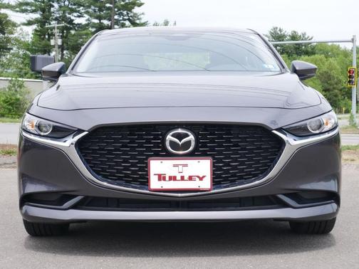 Machine Gray Metallic 2025 Mazda Mazda3 FWD w/Preferred Package