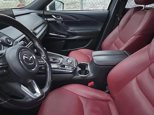 2023 Mazda CX-9 Carbon Edition