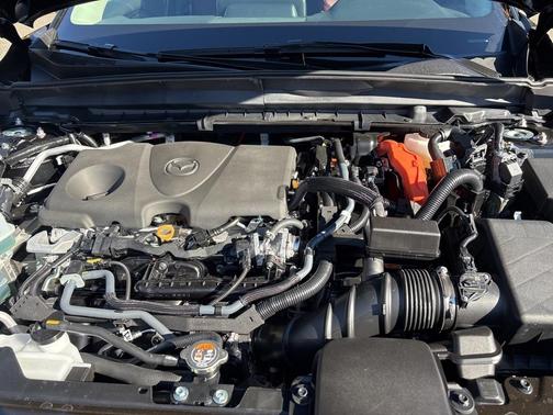 2025 Mazda CX-50 Hybrid Premium Package
