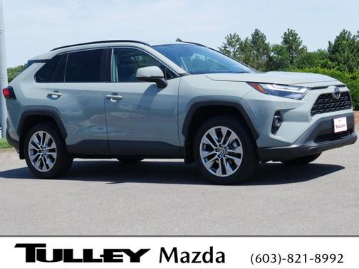 2022 Toyota RAV4 XLE Premium