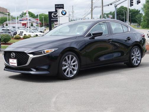 Jet Black Mica 2023 Mazda Mazda3 FWD w/Preferred Package