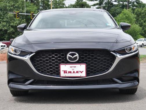 Jet Black Mica 2023 Mazda Mazda3 FWD w/Preferred Package