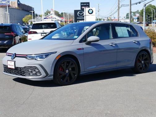 2022 Volkswagen Golf GTI 2.0T SE