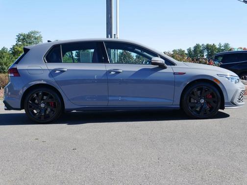 2022 Volkswagen Golf GTI 2.0T SE