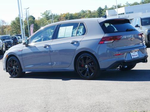 2022 Volkswagen Golf GTI 2.0T SE