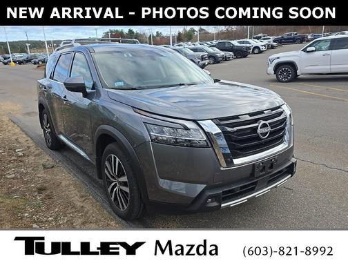 2024 Nissan Pathfinder Platinum