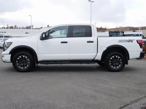 2023 Nissan Titan PRO-4X