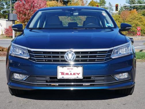2018 Volkswagen Passat 2.0T SE w/ Technology