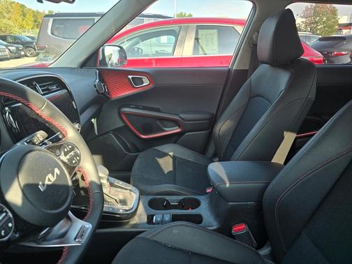 2025 Kia Soul GT-Line 2.0L