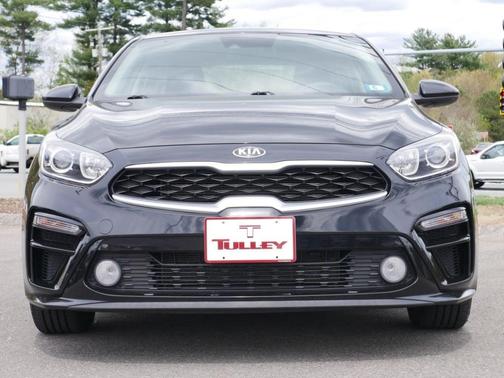 Aurora Black Pearl 2020 Kia Forte LXS