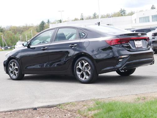 Aurora Black Pearl 2020 Kia Forte LXS