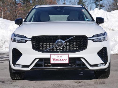 2025 Volvo XC60 B5 Core