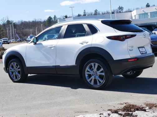 Snowflake White Pearl Mica 2025 Mazda CX-30 2.5 S Preferred Package