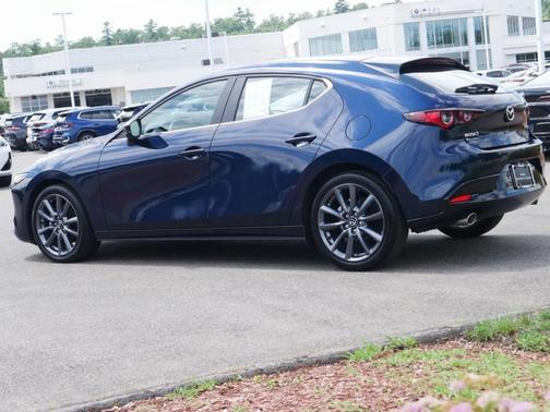 2024 Mazda Mazda3 FWD w/Preferred Package