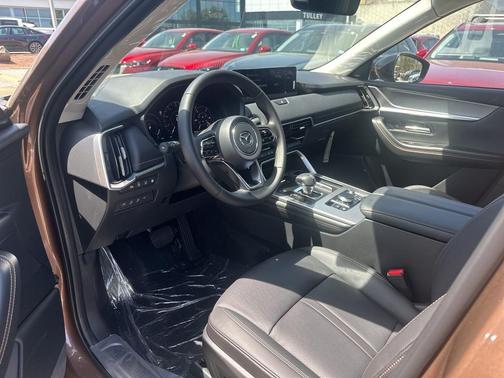 2025 Mazda CX-70 PHEV Premium Package