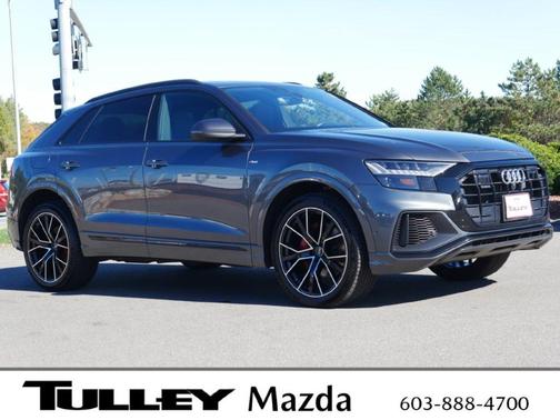 Daytona Gray Pearl Effect 2023 Audi Q8 55 Premium Plus