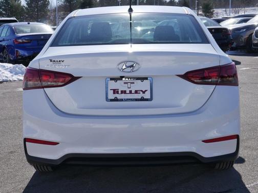 2022 Hyundai Accent SE