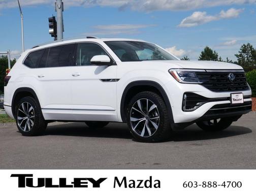 Opal White Pearl Effect 2024 Volkswagen Atlas 2.0T SEL Premium R-Line