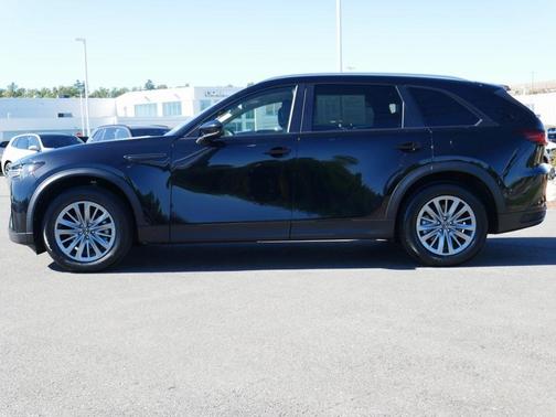 2024 Mazda CX-90 SE