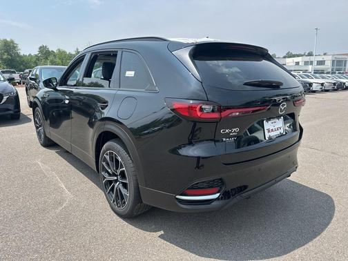 2025 Mazda CX-70 PHEV Premium Package