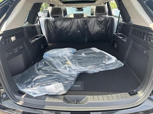 2025 Mazda CX-70 PHEV Premium Package