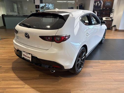 Snowflake White Pearl 2026 Mazda Mazda3 FWD w/Premium Package