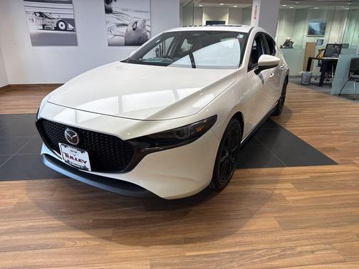 Snowflake White Pearl 2026 Mazda Mazda3 FWD w/Premium Package