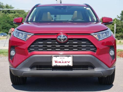 Pearl 2019 Toyota RAV4 XLE Premium