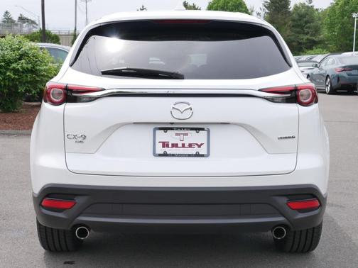 Snowflake White Pearl 2023 Mazda CX-9 Touring Plus