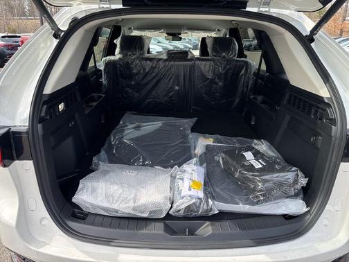 Rhodium White Premium 2026 Mazda CX-70 SCP