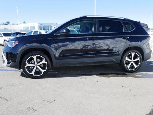 2025 Volkswagen Taos 1.5T SEL