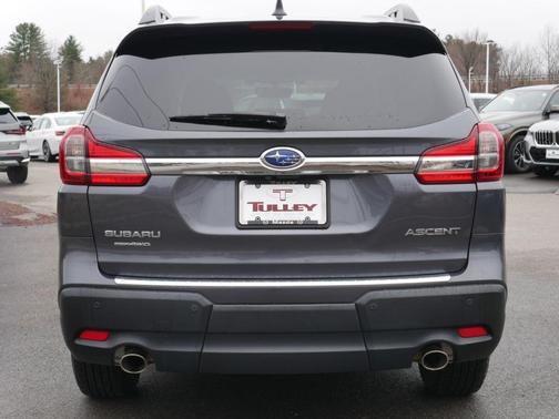 Magnetite Gray Metallic 2022 Subaru Ascent Premium 8-Passenger