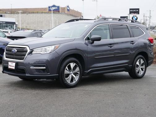 Magnetite Gray Metallic 2022 Subaru Ascent Premium 8-Passenger