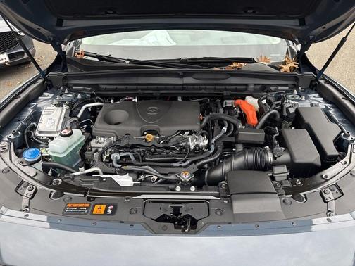 2026 Mazda CX-50 Premium Plus