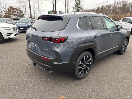 2026 Mazda CX-50 Premium Plus