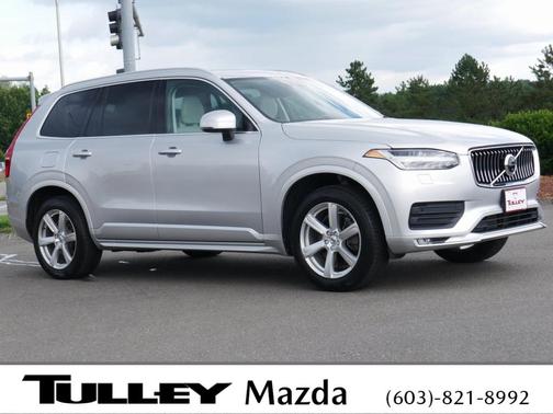 2020 Volvo XC90 T6 Momentum 7 Passenger