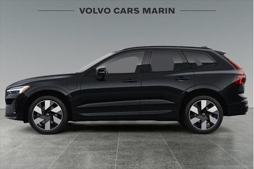 2024 Volvo XC60 Recharge Plug-In Hybrid T8 Plus Dark Theme
