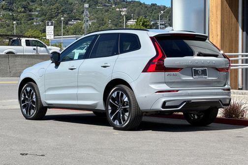 Vapour Grey Metallic 2026 Volvo XC60 Plug-In Hybrid Plus, T8 AWD Electric/Gasoline, Dark