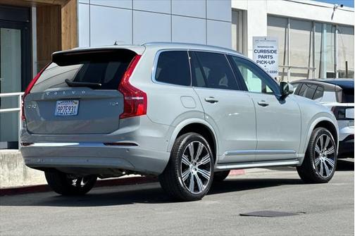 2025 Volvo XC90 Plug-In Hybrid T8 Plus 7-Seater