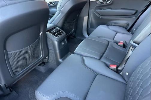 2025 Volvo XC90 Plug-In Hybrid T8 Plus 7-Seater