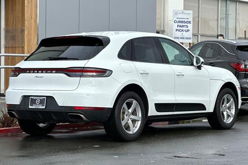 2020 Porsche Macan Base
