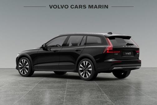2023 Volvo V60 Cross Country B5 Ultimate
