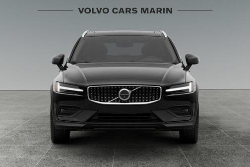 2023 Volvo V60 Cross Country B5 Ultimate