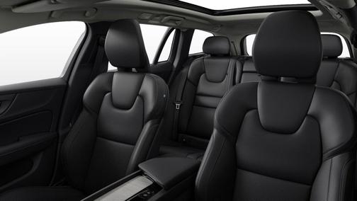 2023 Volvo V60 Cross Country B5 Ultimate