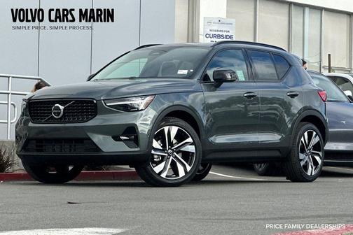 2026 Volvo XC40 Ultra, B5 AWD Gas (mild hybrid), Dark
